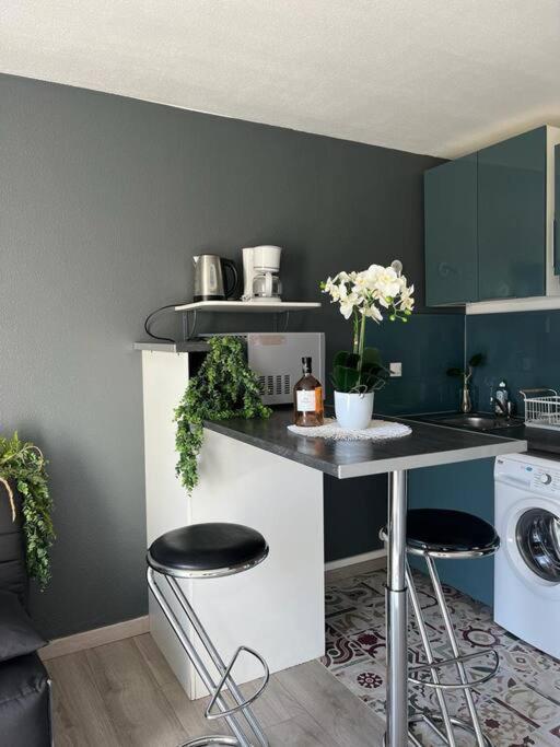 Studio La Baie Des Anges Apartman La Ciotat Kültér fotó